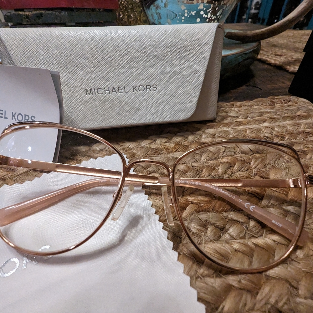 Lot of name brand cat eye glasses